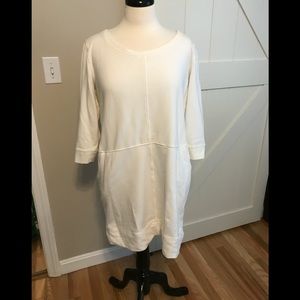 New York & Company, Large, Comfy scoop neck oversized white top.